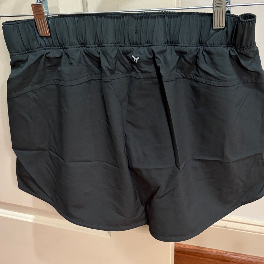 Old Navy Dark Ivy Mid-Rise StretchTech Skort -- 3-inch inseam/NWT/S - Picture 14 of 14